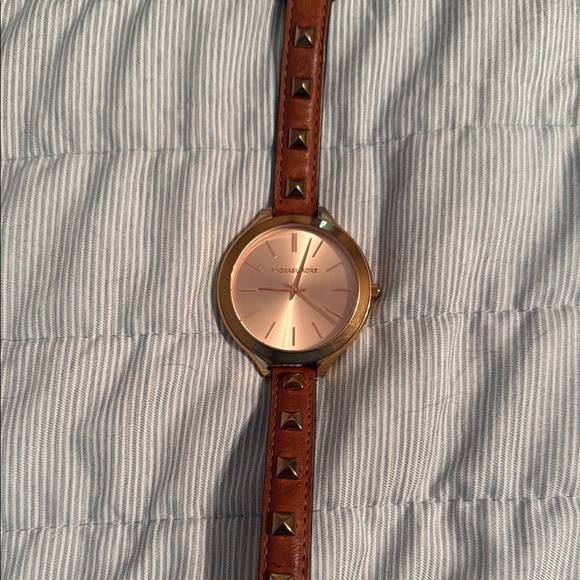Michael Kors Gold Brown Leather Watch - Picture 1 of 9